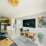 Διαμέρισμα Luxury 2 Bedroom Apartment In Caesar Resort