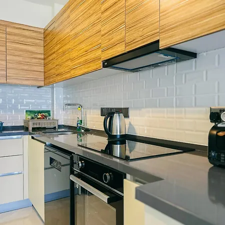 Luxury 2 Bedroom Apartment In Caesar Resort *
